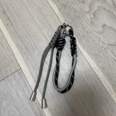 [17]パラコード チャーム ハンドストラップ