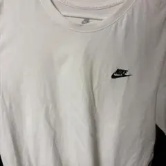 NIKE Tシャツ ホワイト 刺繍ロゴのサムネイル