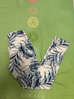 【SUKALA】 リーフプリントレギンス Sサイズ