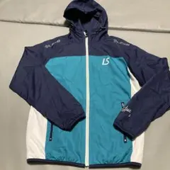 ルースイソンブラ ナイロンパーカー　 サッカー 140cm 運動着　ピステ