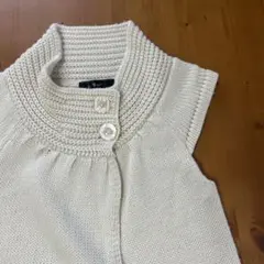 uptightアイボリー ニットベスト ボタン付き