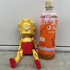 シンプソンズ　リサ　木製　置物