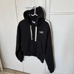 PUMA FOREVER パーカーSサイズ ブラック　丈短め　美品　早め発送