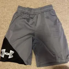 UNDER ARMOUR ハーフパンツ YLG グレー/ブラック