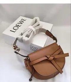 ロエベ　ゲート　バムバッグのサムネイル