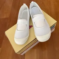 新品　上履きAEON イオン　通気性の良いバレーシューズ23.0cm