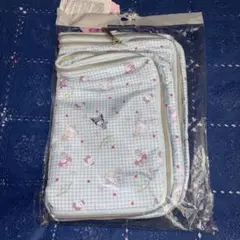 ④ 青木美沙子　サンリオ　コラボ　しまむら　圧縮ポーチ