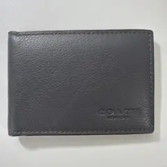 COACH 二つ折りカードケースのサムネイル