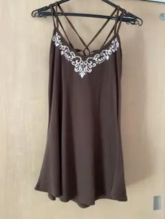 ブラウン刺繍キャミソール