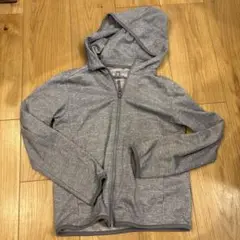 UNIQLO グレー パーカー 140サイズ
