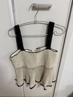 レースアップニットベスト アイボリー/ブラック値下げしました‼️