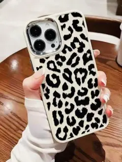 【残り1点‼️】iPhone16対応 ヒョウ柄 レオパード iPhoneケース