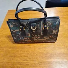 Item thumbnail for item 551cd438-6862-4d9a-9702-558d33c14946