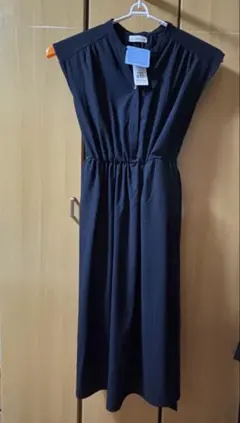 新品★ITS'DEMO ノースリーブ ネイビー Fサイズのサムネイル