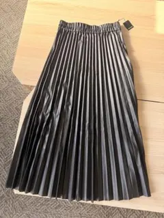 COMME CA MODELS フェイクレザー プリーツスカートのサムネイル