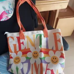 カラフルな花柄トートバッグ