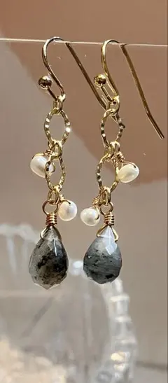 1点作品☆ ダブルポイントクリスタルピアス イヤリングに変更可能