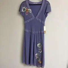 VIVIENNE TAM 花柄刺繍ワンピース パープルのサムネイル