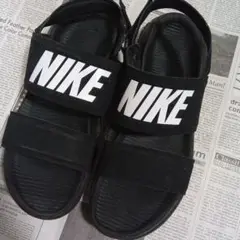 NIKE ブラック スポーツサンダル