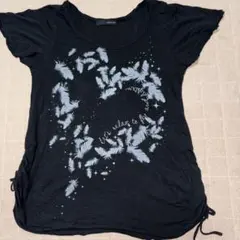 LIPSTAR ブラック Tシャツ フェザー柄のサムネイル