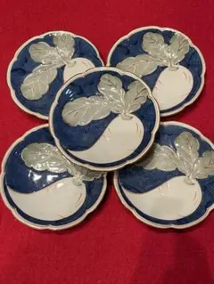◉セール！新品　有田焼　三峰窯　小皿5枚セット　大根模様　波型　花型　中皿のサムネイル