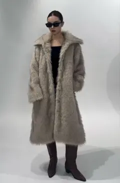 早い者勝ち⭐︎ FURFUR ロングエコファーコート ブルー - メルカリ