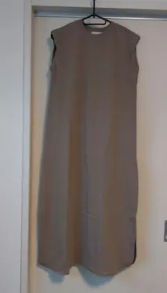 Item thumbnail for item 25230ba3-fdd4-4a96-bbb5-6efddecaeff2