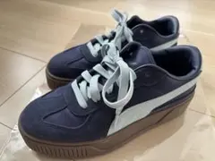 PUMA カルメン　厚底スニーカー