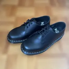 Dr. Martens ブラックレースアップシューズ