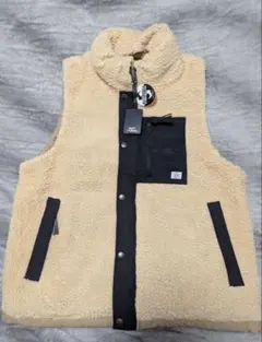 リバーシブルベスト