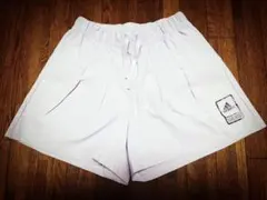 adidasアディダス　ショートパンツ　テニススコート　トレーニング