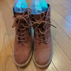 スエード調生地　キャメル　ゴアブーツ　レースアップ