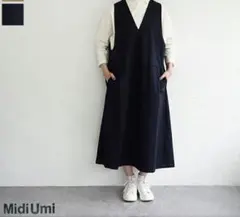 MidiUmi Vネック ノースリーブワンピース ブラックのサムネイル