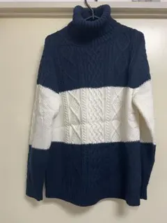 タートルネック 白
