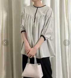 Liyoca ストライプギャザーブラウス　七分袖シャツ