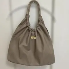 UNTITLED 軽やかナイロンフラットトートバッグのサムネイル