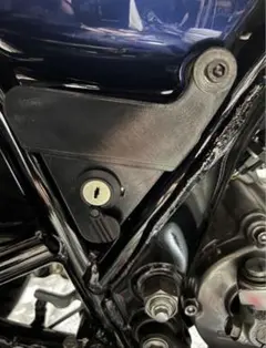 SR400 ETC用カバー4型5型インジェクションのサムネイル