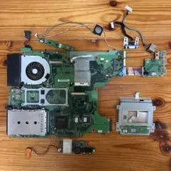 あ*ん様 【オークション】PCマザー 中大型基板 大量まとめ 9kg超 都市鉱山