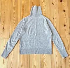 UNIQLO ユニクロ　カシミヤ　セーター　ニット　グレー　タートルネック