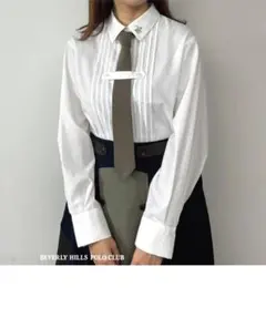 【NICOLE CLUB】ネクタイ付きピンタックシャツ カラー：オフホワイト