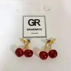 GRANDMATIC チェリー　ピアス　さくらんぼ