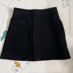 COS ブラック ミニスカート