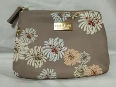 PAUL & JOE ACCESSORIES 花柄ポーチのサムネイル