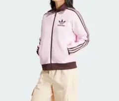 adidas トラックジャケットピンク