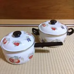 イマンクラックイチゴ　ストロベリー柄 ホーローバケツ＆陶器ピッチャーセット イマンクラックイチゴ ストロベリー柄 ホーローバケツ＆陶器ピッチャー