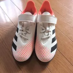 adidas サッカーシューズ トレーニングシューズ　21,5cm
