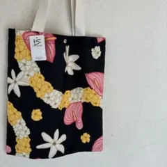 Hawaii入手☺︎レイ花柄トートバッグ