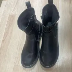 Item thumbnail for item 1b98e5e7-d7ad-40d8-9ae9-49a29432d7c5