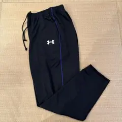 Under Armour （XLサイズ ）ジャージパンツ 黒✖️ブルーライン