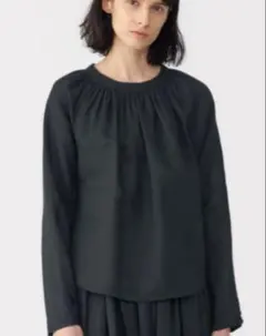 新品タグ付　無印良品　ラミーギャザーブラウス　リネン　黒　М